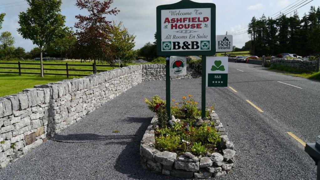 Ashfield House B&B Cong Exteriér fotografie